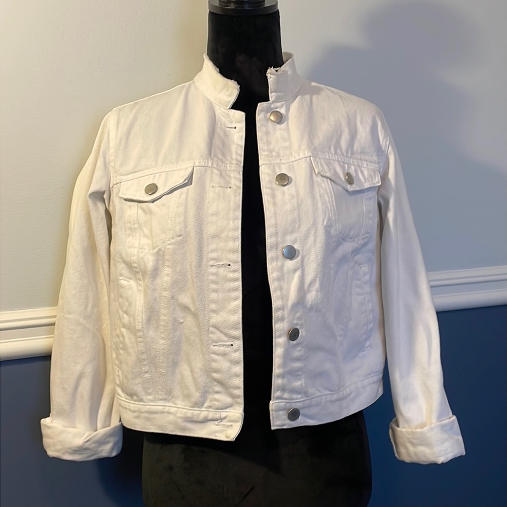 “Andeawy” White denim jacket